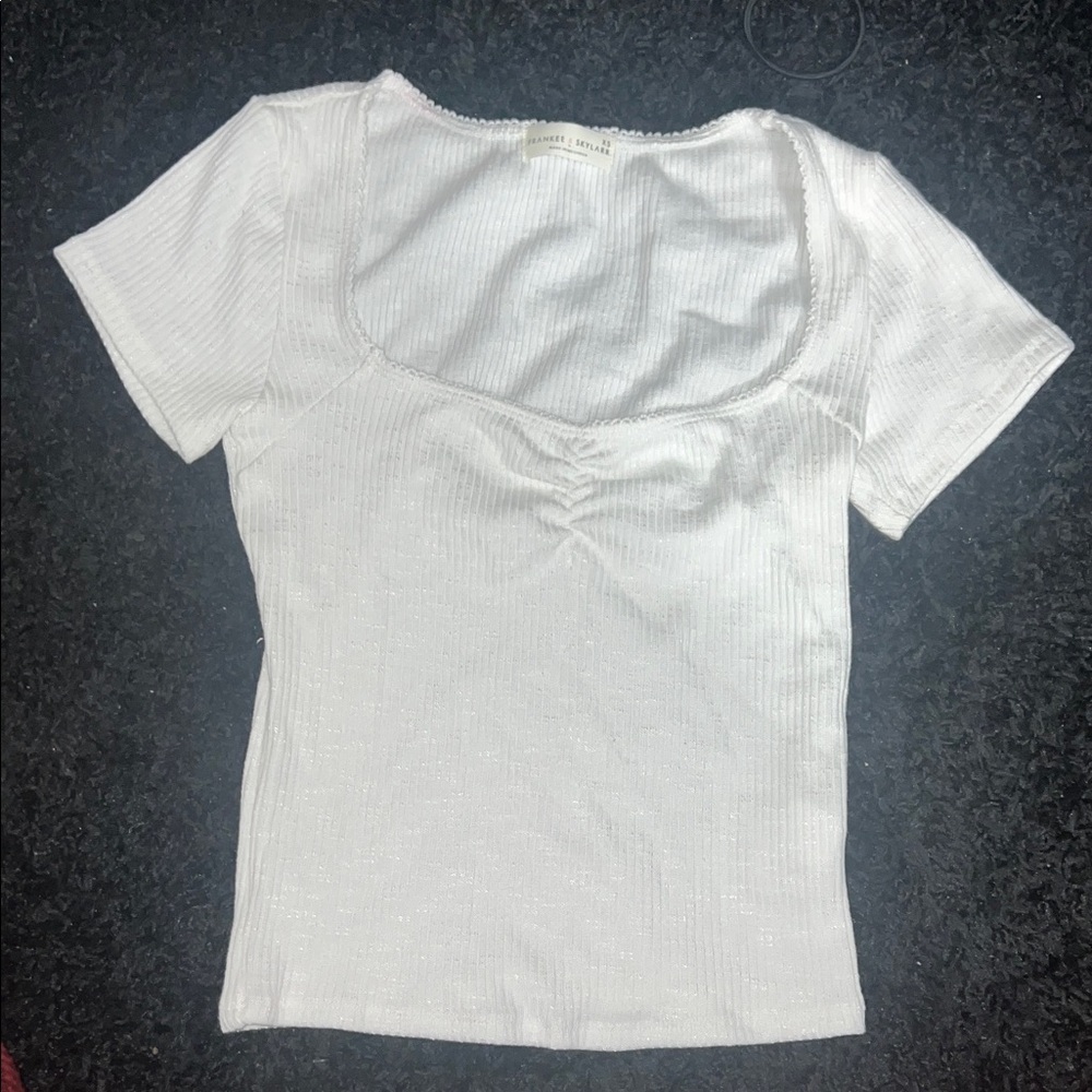 Elegant White Short Sleeve Top